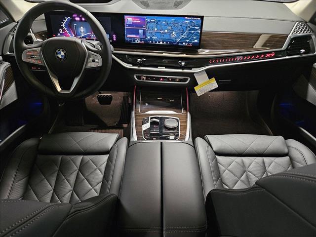 new 2025 BMW X7 car, priced at $92,375