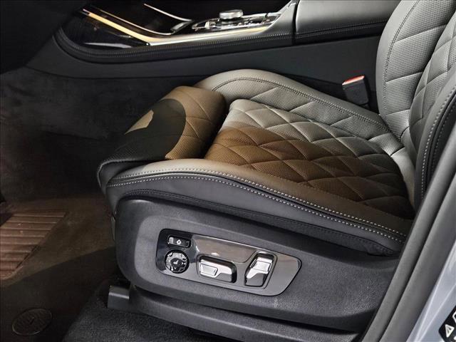 new 2026 BMW X7 car, priced at $96,075