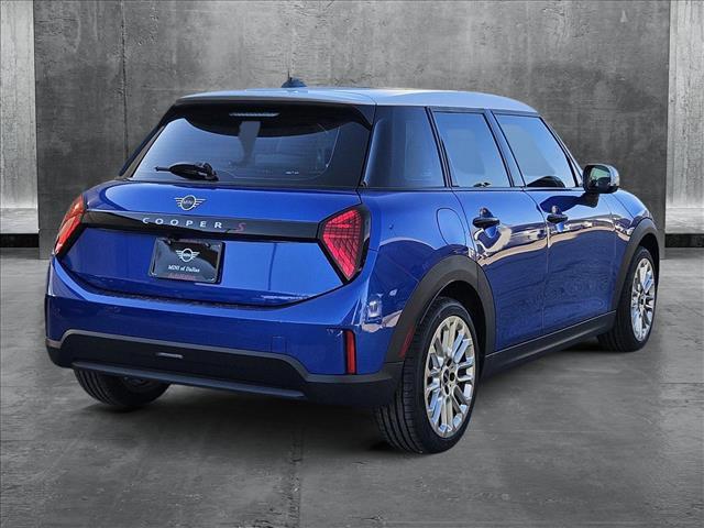 new 2025 MINI Hardtop car, priced at $38,295