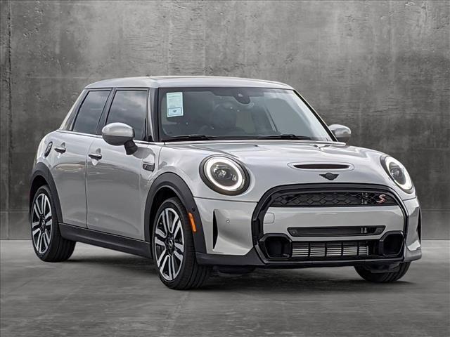 used 2024 MINI Hardtop car, priced at $30,991