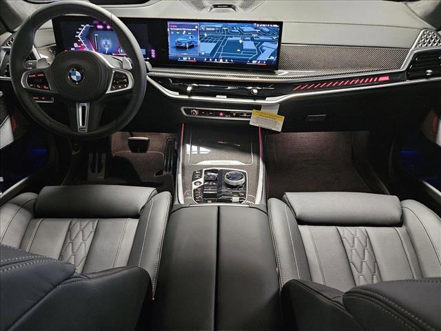 new 2025 BMW X7 car, priced at $124,220