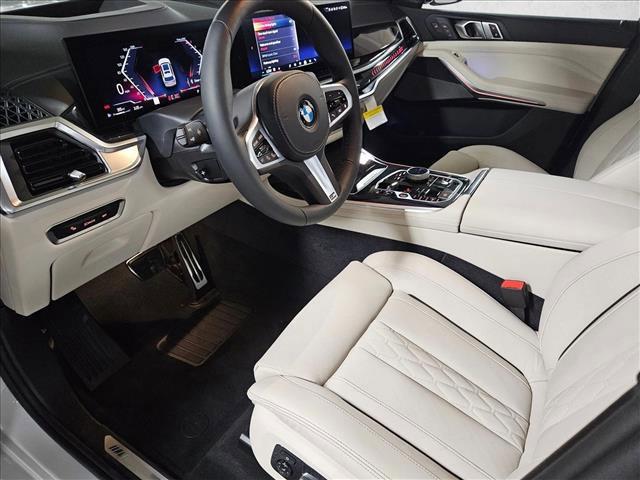 new 2026 BMW X7 car, priced at $102,585
