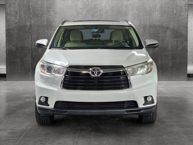 used 2015 Toyota Highlander car, priced at $19,890