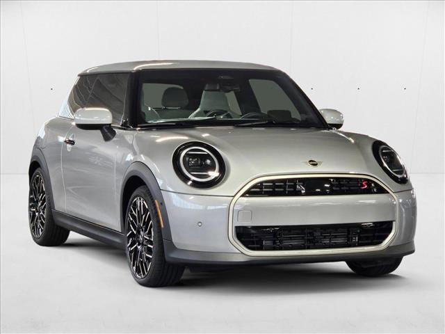 used 2025 MINI Hardtop car, priced at $35,595