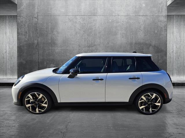 new 2025 MINI Hardtop car, priced at $36,595