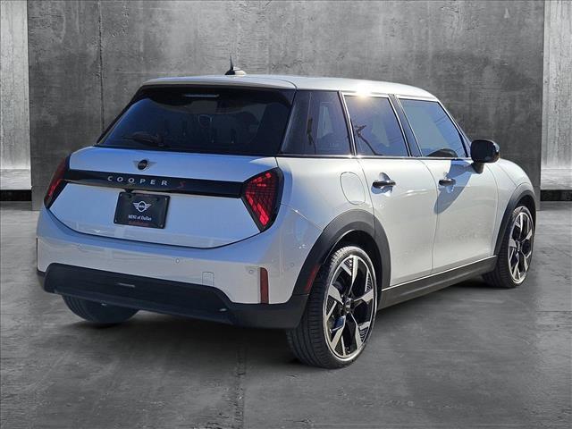 new 2025 MINI Hardtop car, priced at $36,595