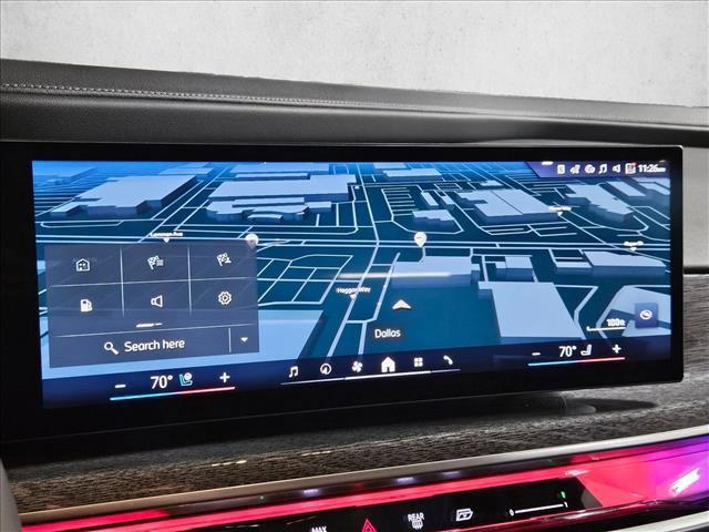 new 2025 BMW 760 car, priced at $135,275