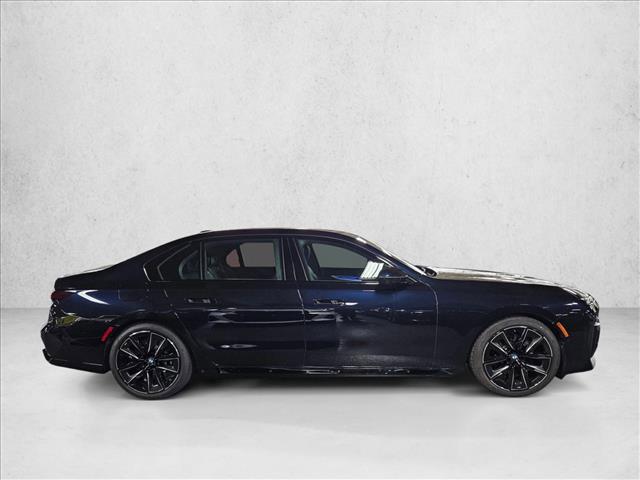 new 2025 BMW 760 car, priced at $135,275