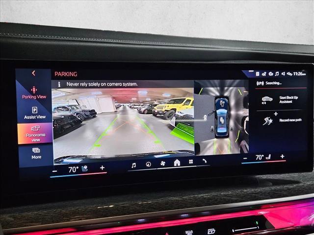 new 2025 BMW 760 car, priced at $135,275