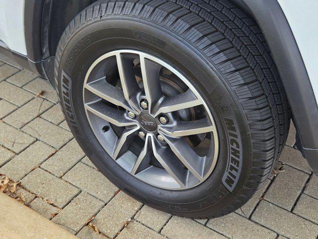 used 2020 Jeep Grand Cherokee car, priced at $22,495