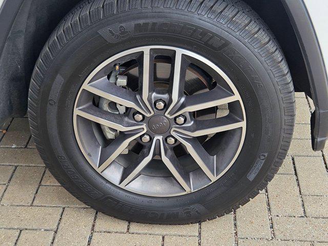 used 2020 Jeep Grand Cherokee car, priced at $22,495