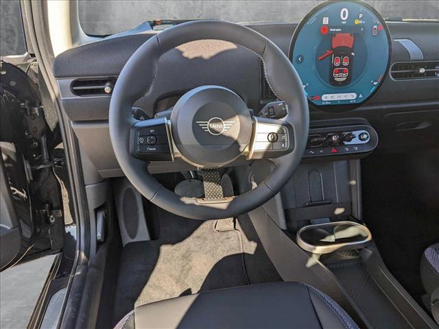 new 2025 MINI Hardtop car, priced at $32,430