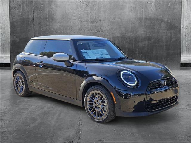 new 2025 MINI Hardtop car, priced at $32,345