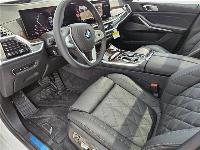 new 2026 BMW X7 car, priced at $87,825