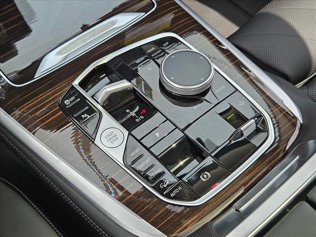 new 2026 BMW X7 car, priced at $87,825