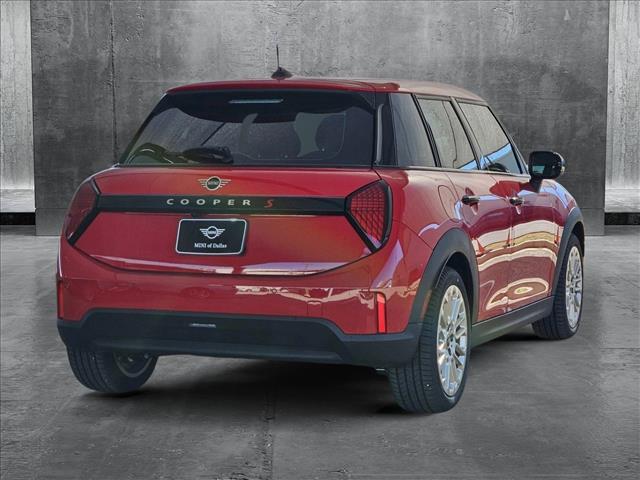 new 2025 MINI Hardtop car, priced at $39,295