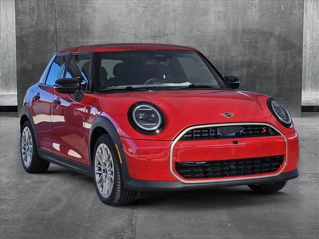 new 2025 MINI Hardtop car, priced at $39,295