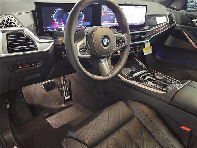 new 2025 BMW X7 car, priced at $97,625