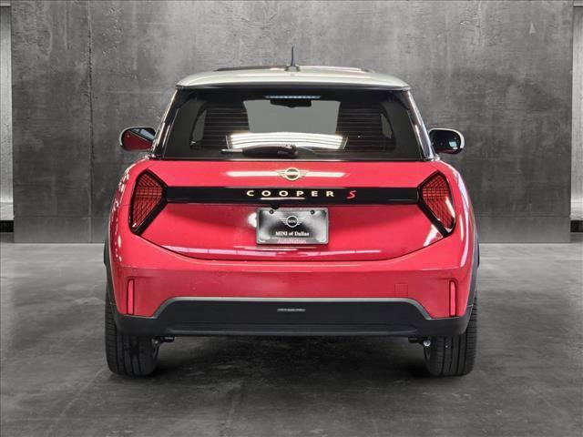 new 2025 MINI Hardtop car, priced at $35,595