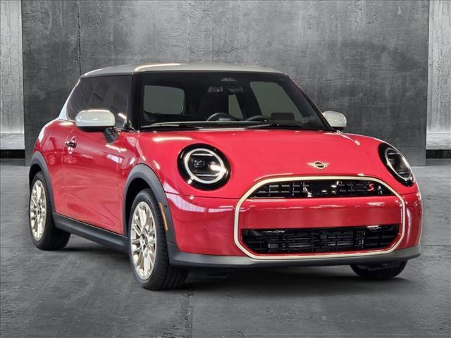 new 2025 MINI Hardtop car, priced at $35,595