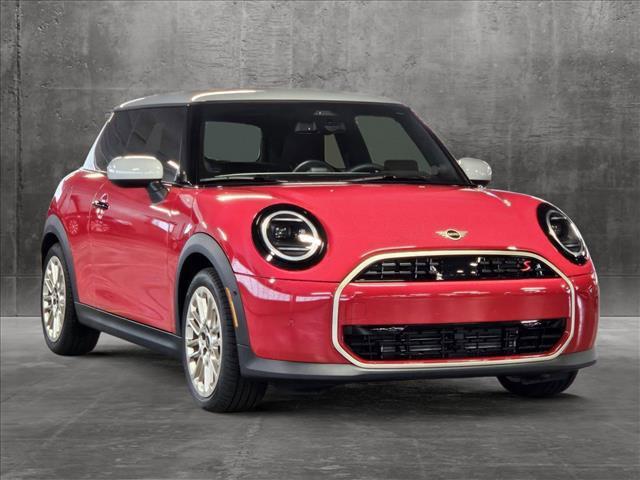 new 2025 MINI Hardtop car, priced at $35,595