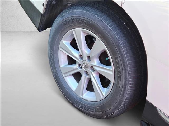 used 2012 Toyota Highlander car, priced at $11,995