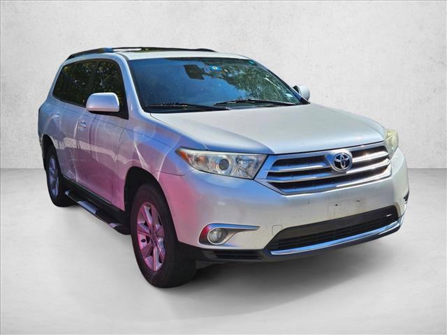 used 2012 Toyota Highlander car, priced at $11,995
