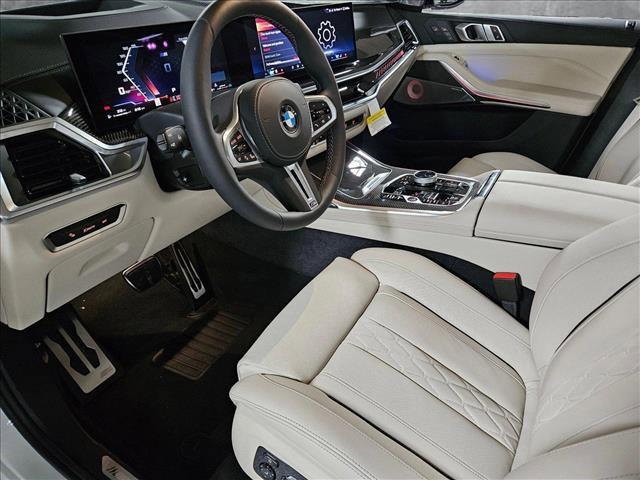 new 2026 BMW X7 car, priced at $125,135