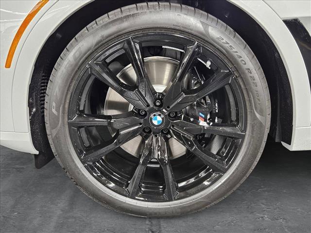 new 2026 BMW X7 car, priced at $125,135