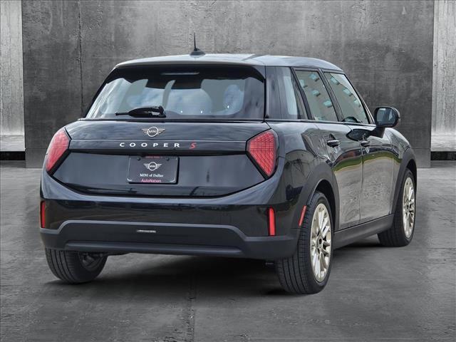 new 2025 MINI Hardtop car, priced at $39,795