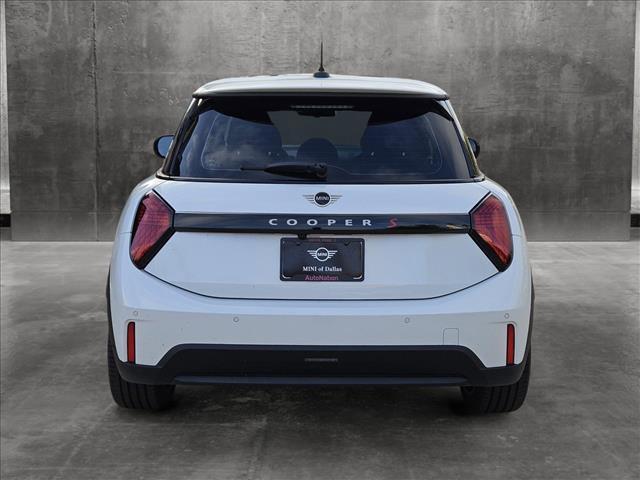 new 2025 MINI Hardtop car, priced at $35,595