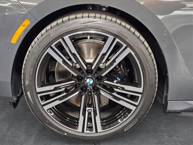 new 2025 BMW i7 car, priced at $116,375
