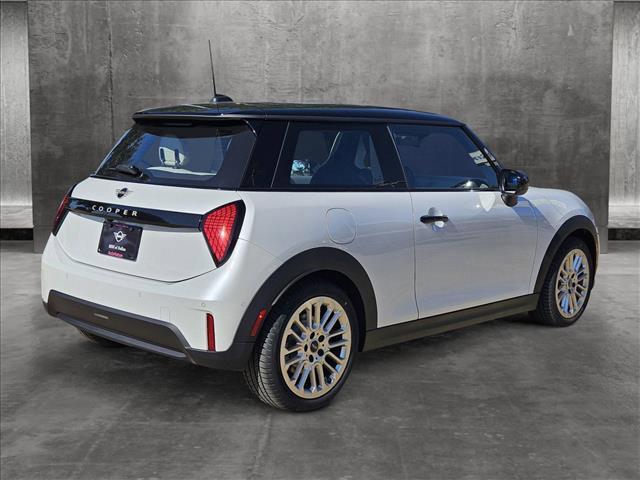 new 2025 MINI Hardtop car, priced at $32,345