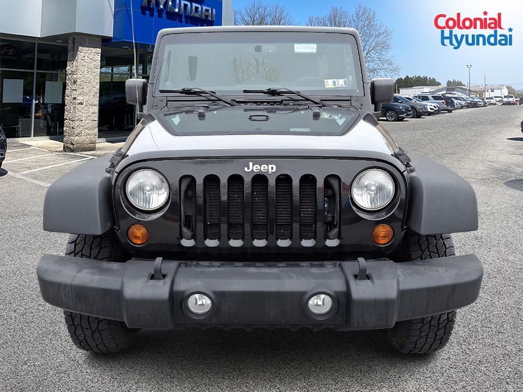 used 2013 Jeep Wrangler Unlimited car, priced at $17,900