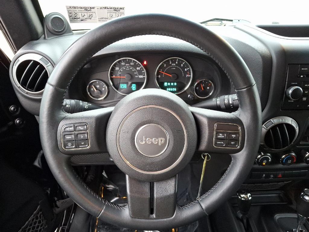 used 2013 Jeep Wrangler Unlimited car, priced at $17,900