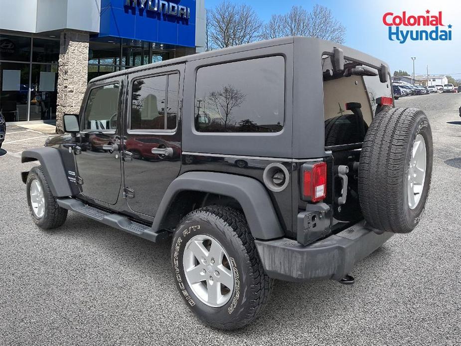 used 2013 Jeep Wrangler Unlimited car, priced at $17,900