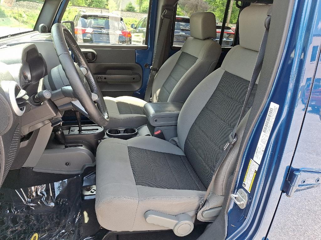 used 2009 Jeep Wrangler Unlimited car, priced at $8,999