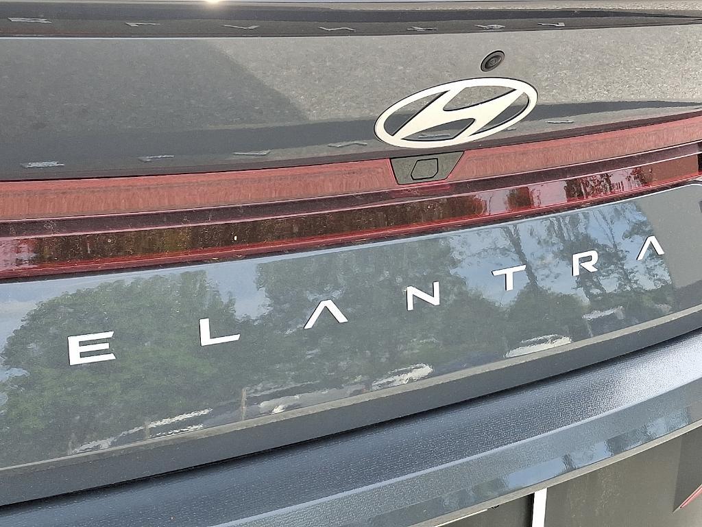 new 2025 Hyundai Elantra car, priced at $25,020