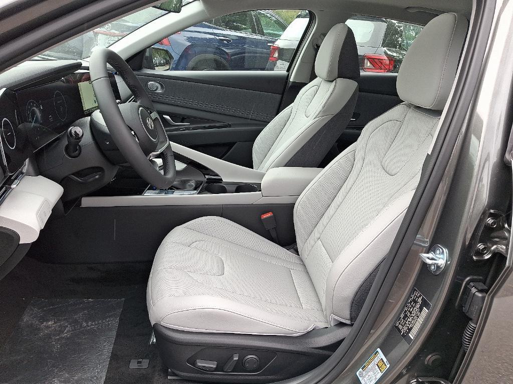 new 2025 Hyundai ELANTRA HEV car, priced at $31,655