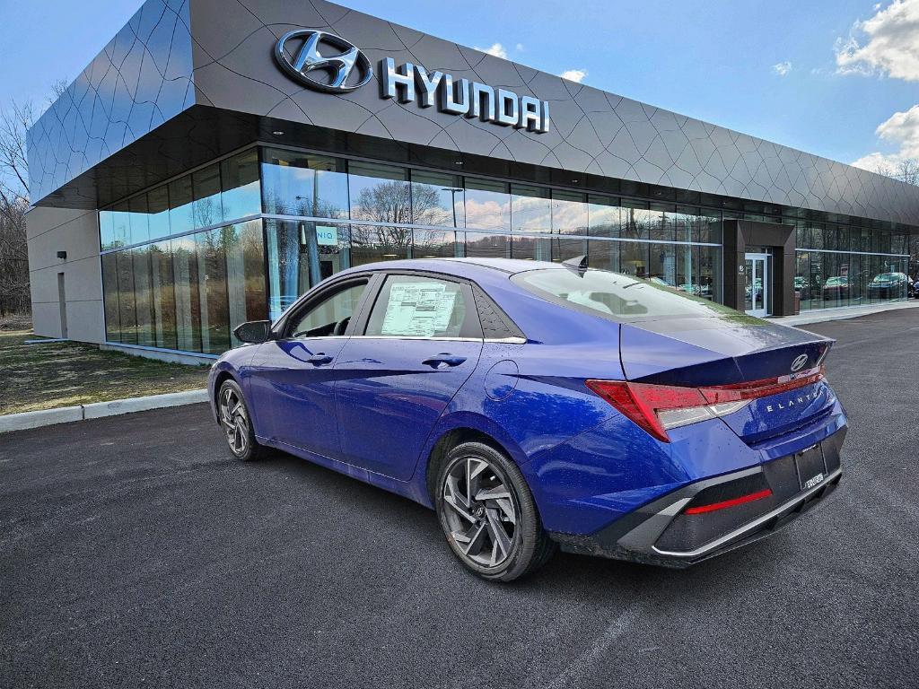 new 2025 Hyundai Elantra car, priced at $28,090