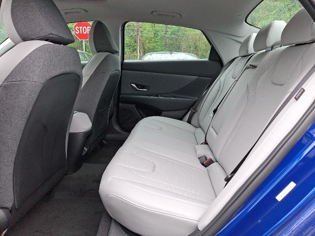 new 2025 Hyundai Elantra car, priced at $28,090