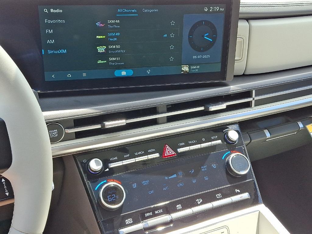 new 2025 Hyundai SANTA FE HEV car, priced at $42,215