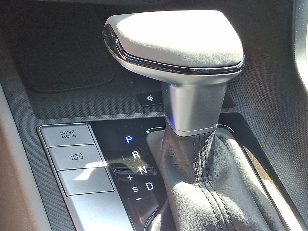 new 2025 Hyundai Elantra car, priced at $25,515