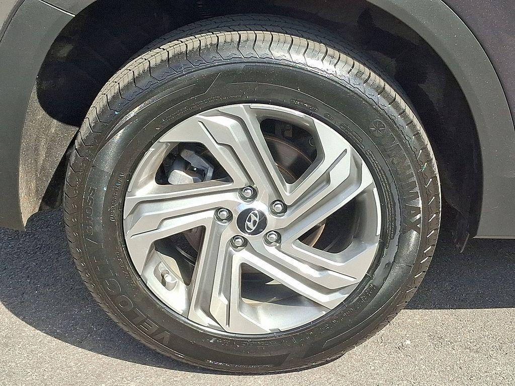 used 2022 Hyundai Santa Fe car, priced at $22,990