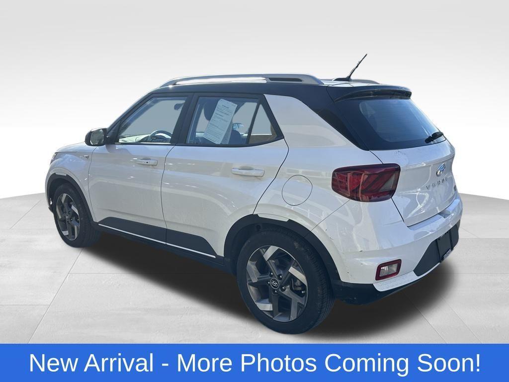 used 2023 Hyundai Venue car