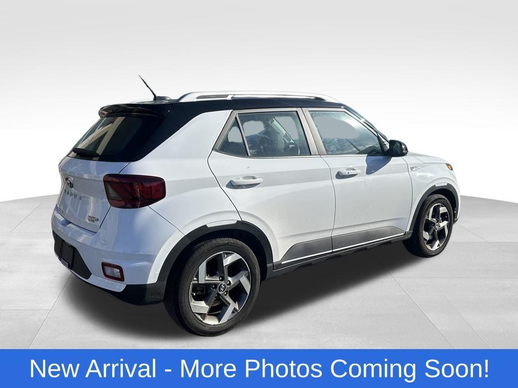 used 2023 Hyundai Venue car