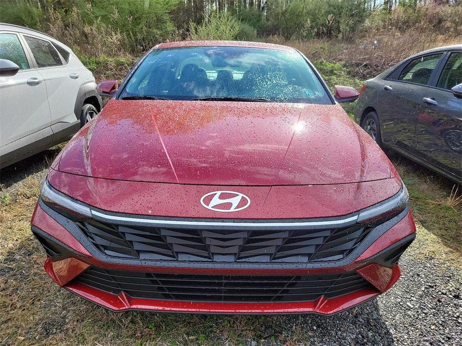 used 2024 Hyundai Elantra car