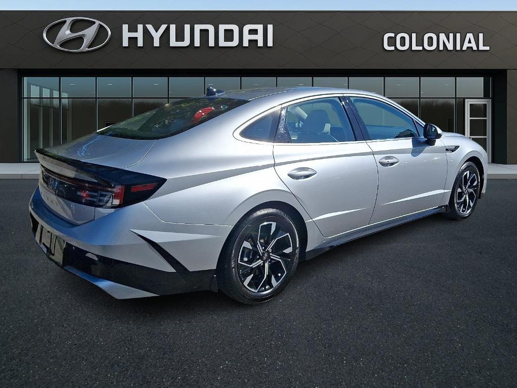 used 2024 Hyundai Sonata car, priced at $25,377