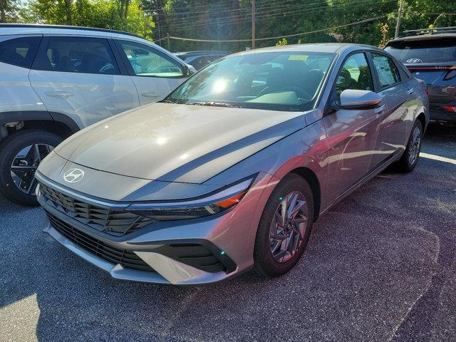 new 2024 Hyundai Elantra car, priced at $25,255