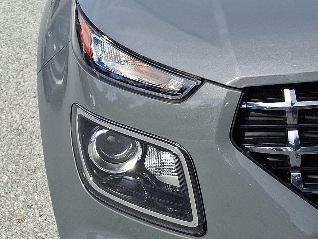 used 2022 Hyundai Venue car, priced at $16,777